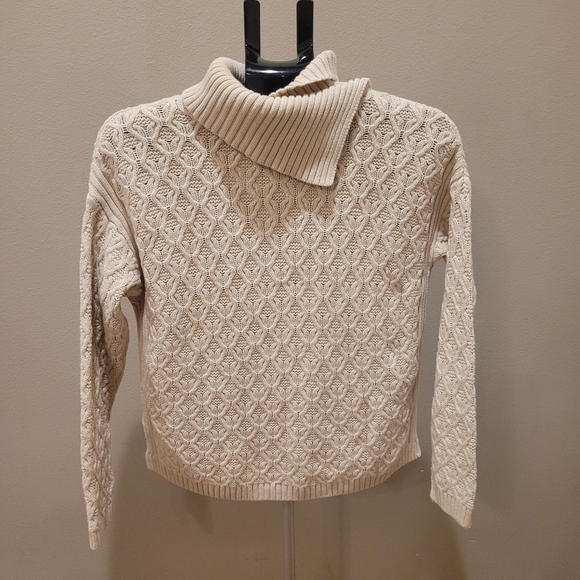 Cozy Cream Sweater - Picture 1 of 8